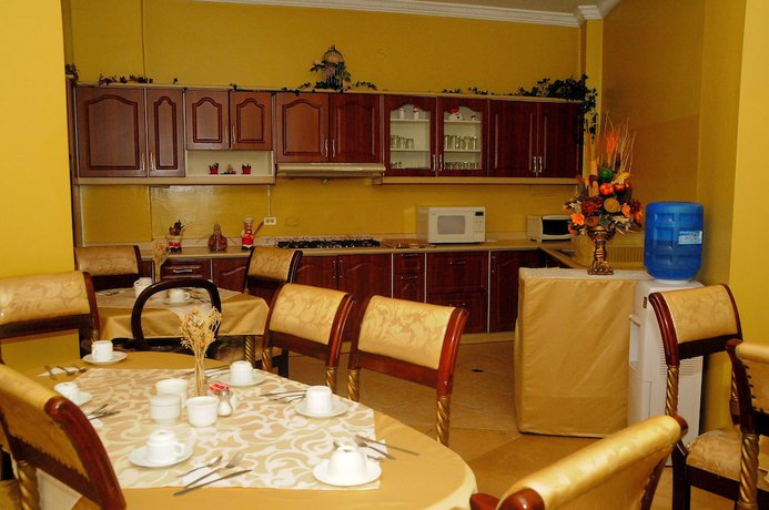 Imagen del bar/restaurante del Hotel Colony Inn, Ambato. Foto 4