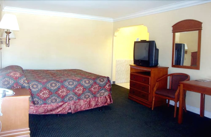 Imagen de la habitación del Hotel Colony Inn. Foto 6