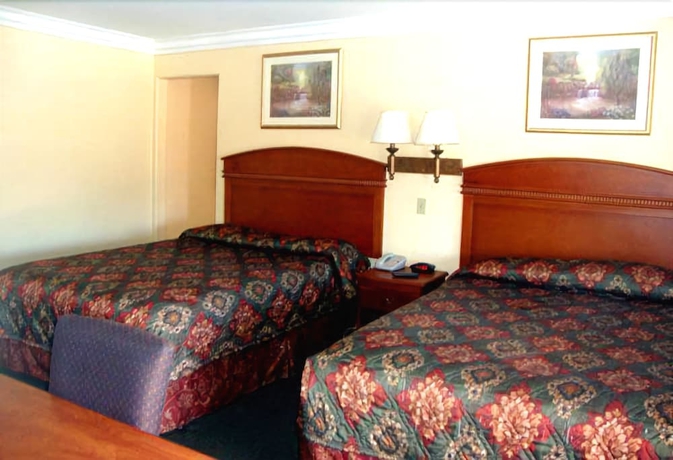 Imagen de la habitación del Hotel Colony Inn. Foto 8