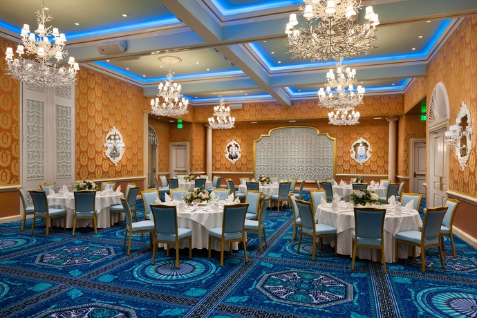 Imagen de los interiores del Hotel Colony Palm Beach. Foto 8