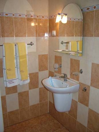 Imagen general del Hotel Color, Asenovgrad. Foto 5