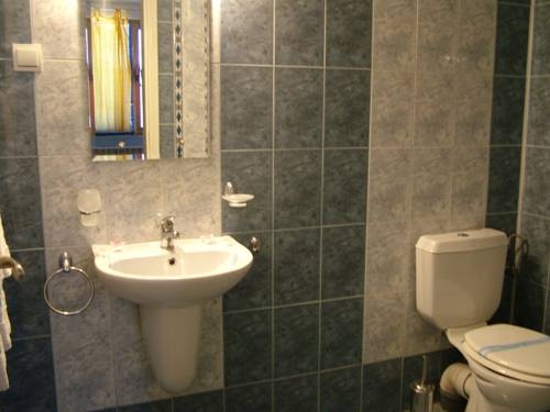 Imagen general del Hotel Color, Asenovgrad. Foto 6