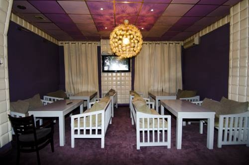 Imagen general del Hotel Color, Asenovgrad. Foto 9