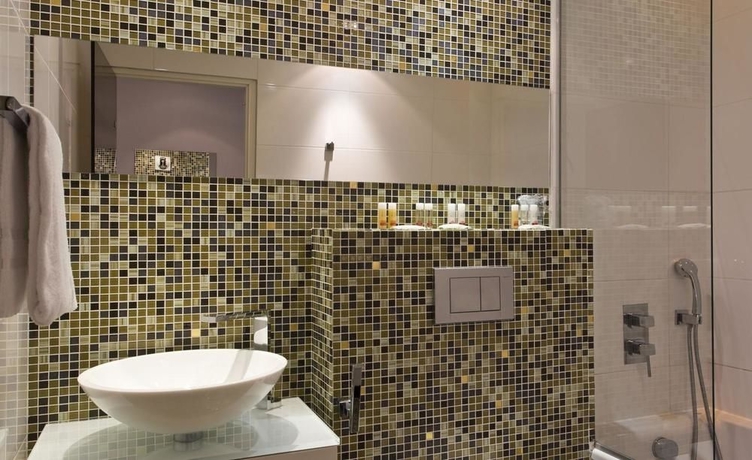 Imagen de la habitación del Hotel Color Design. Foto 10