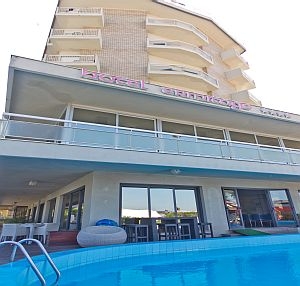 Imagen general del Hotel Color Ermitage Beach. Foto 1