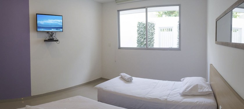 Imagen de la habitación del Hotel Color Hostel. Foto 15