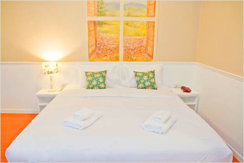 Imagen de la habitación del Hotel Color Ville Resort. Foto 4