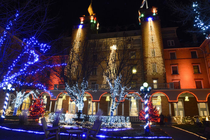 Imagen del bar/restaurante del Hotel Colorado, Glenwood Springs. Foto 2