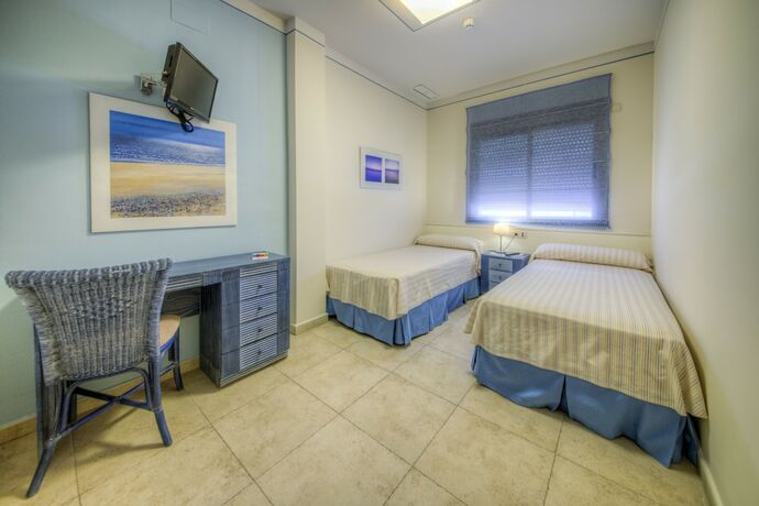 Imagen de la habitación del Hotel Colores de Zahara. Foto 14