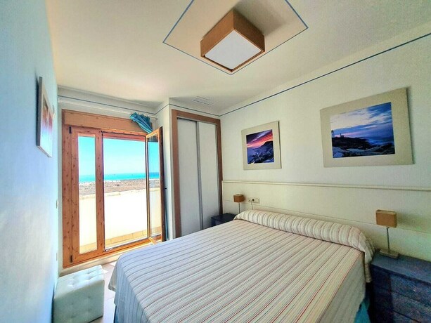 Imagen de la habitación del Hotel Colores de Zahara. Foto 15