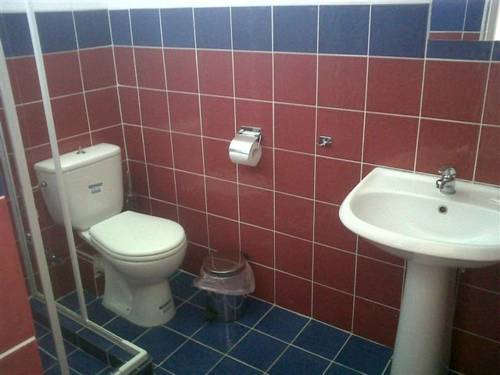 Imagen de la habitación del Hotel Colors, Katerini. Foto 2