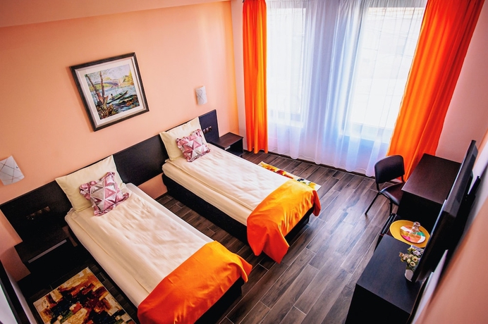 Imagen de la habitación del Hotel Colors Residence. Foto 9