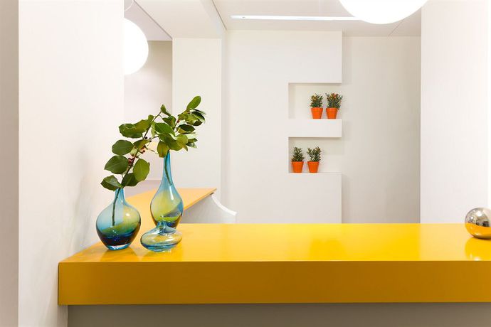 Imagen del bar/restaurante del Hotel Colors Thessaloniki Living. Foto 4