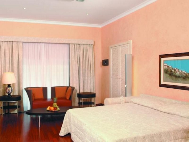 Imagen general del Hotel Colosseo Studio Suites. Foto 6