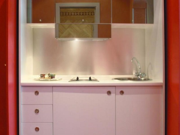 Imagen general del Hotel Colosseo Studio Suites. Foto 2