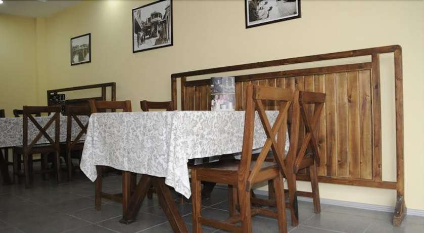 Imagen del bar/restaurante del Hotel Colosseo, Tbilisi. Foto 6