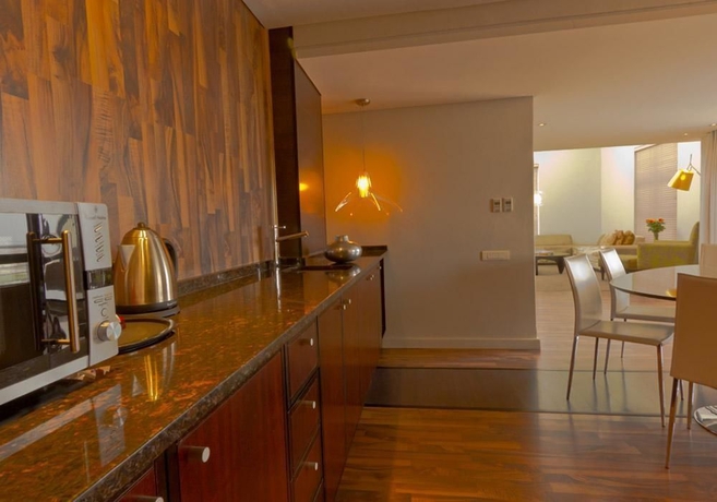 Imagen de la habitación del Hotel Colosseum Luxury. Foto 11