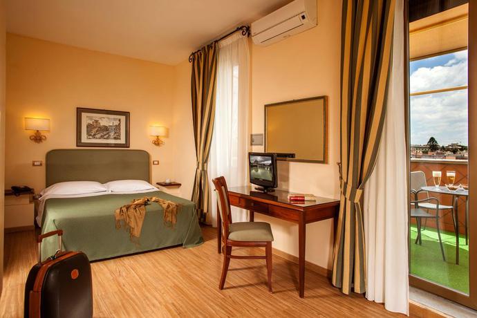 Imagen de la habitación del Hotel Colosseum, Roma. Foto 6