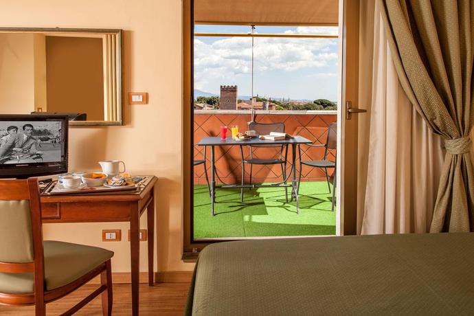 Imagen de la habitación del Hotel Colosseum, Roma. Foto 9