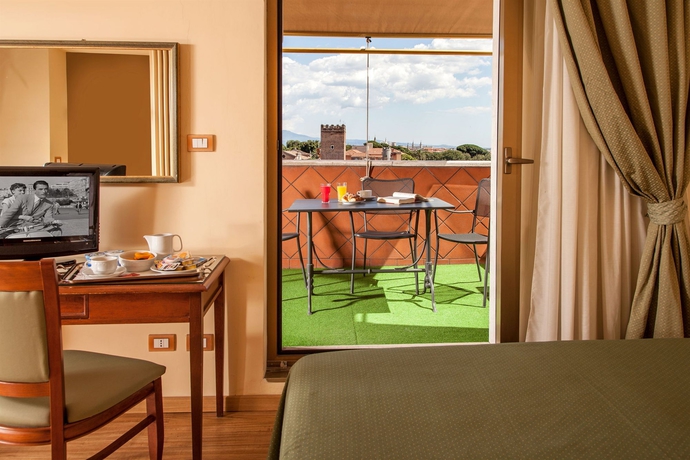 Imagen de la habitación del Hotel Colosseum, Roma. Foto 5