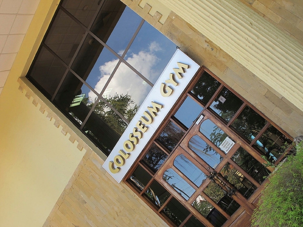 Imagen de los interiores del Hotel Colosseum and Fitness Club. Foto 13