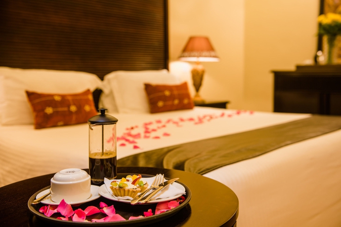 Imagen de la habitación del Hotel Colosseum and Fitness Club. Foto 6