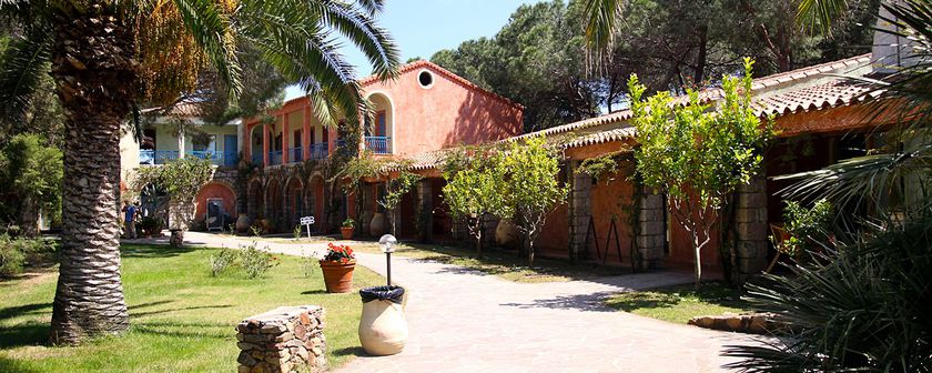 Imagen general del Hotel Colostrai. Foto 2