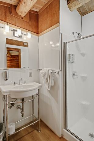 Imagen de la habitación del Hotel Colter Bay Village. Foto 12