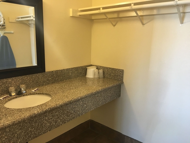 Imagen de la habitación del Hotel Colton Inn, Colton. Foto 9