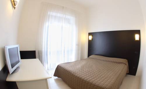 Imagen de la habitación del Hotel Colucci. Foto 6