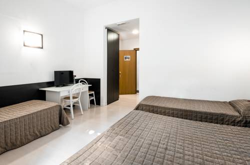 Imagen de la habitación del Hotel Colucci. Foto 9