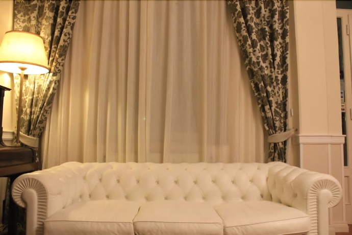 Imagen de los interiores del Hotel Coluccini. Foto 17