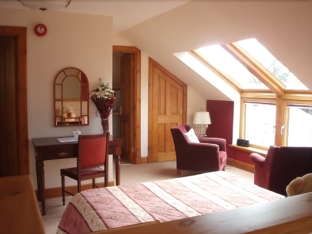 Imagen de la habitación del Hotel Columba House and Garden Restaurant. Foto 10