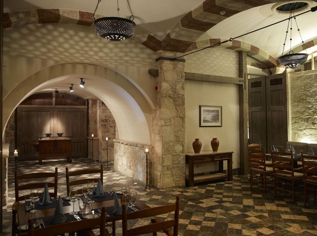 Imagen del bar/restaurante del Hotel Columbia Beach Resort. Foto 5