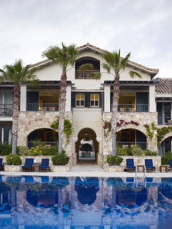 Imagen de la piscina del Hotel Columbia Beach Resort. Foto 14