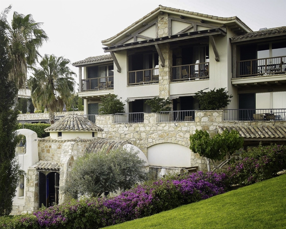 Imagen de los exteriores del Hotel Columbia Beach Resort. Foto 10