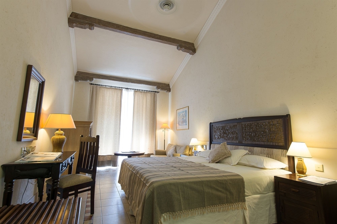 Imagen de la habitación del Hotel Columbia Beach Resort. Foto 9