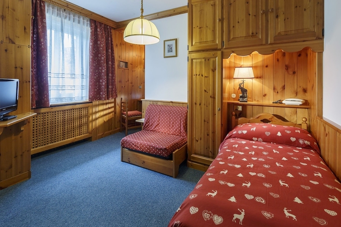 Imagen de la habitación del Hotel Columbia, Cortina d'Ampezzo . Foto 3