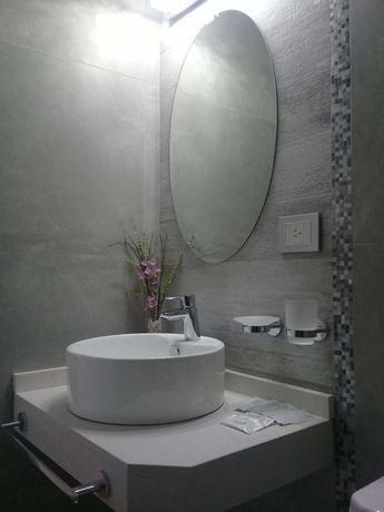 Imagen de la habitación del Hotel Columbia Palace. Foto 11