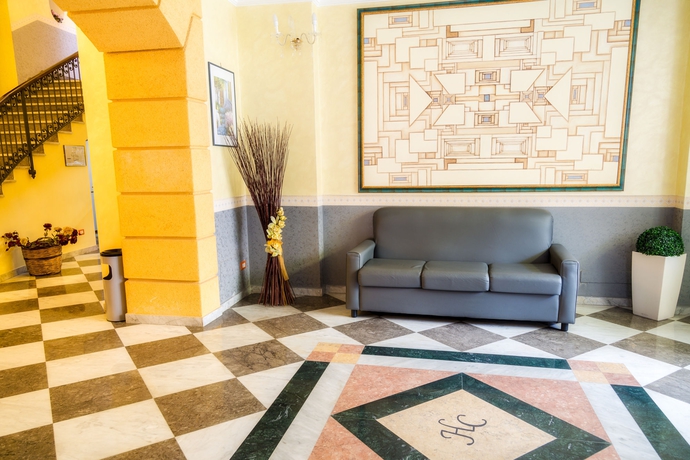 Imagen de los interiores del Hotel Columbia, Palermo. Foto 11