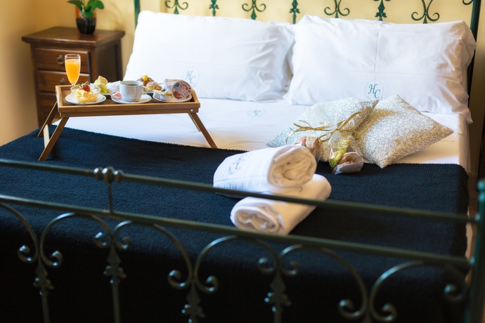 Imagen de la habitación del Hotel Columbia, Palermo. Foto 9