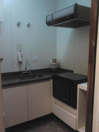 Imagen de la habitación del Hotel Columbia Residence. Foto 10