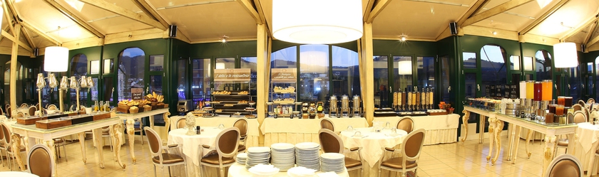 Imagen del bar/restaurante del Hotel Columbia Wellness Spa. Foto 2