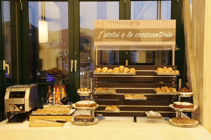 Imagen del bar/restaurante del Hotel Columbia Wellness Spa. Foto 3