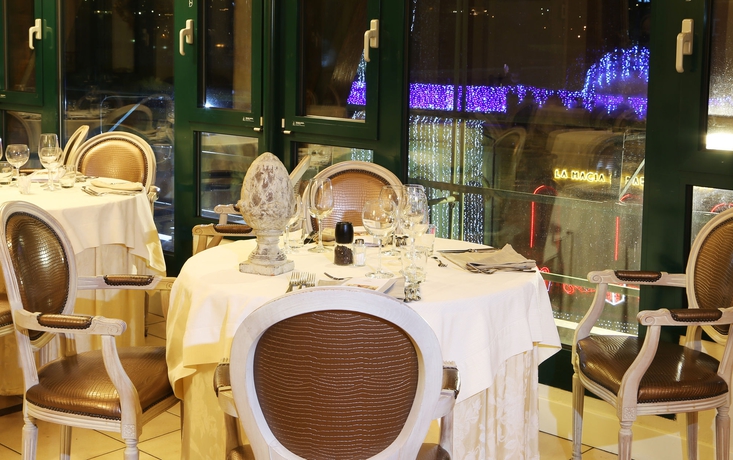 Imagen del bar/restaurante del Hotel Columbia Wellness Spa. Foto 4