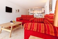 Imagen de los interiores del Hotel Columbus Apartments. Foto 5