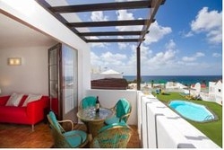 Imagen de los exteriores del Hotel Columbus Apartments. Foto 3