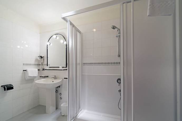 Imagen de la habitación del Hotel Columbus, Bolsena. Foto 5