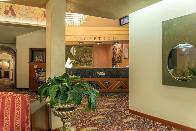 Imagen de los interiores del Hotel Columbus, Bolsena. Foto 18