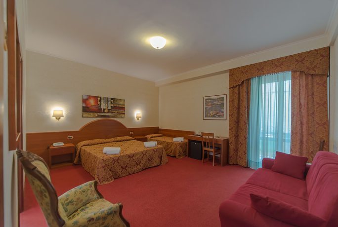Imagen de la habitación del Hotel Columbus, Bolsena. Foto 12